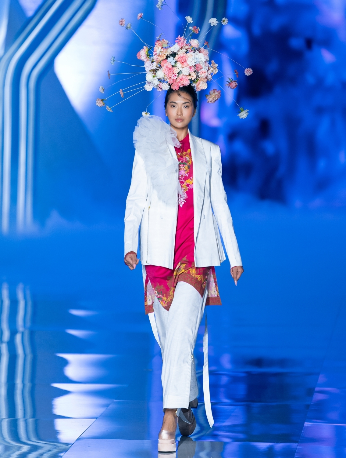 White Ruffled Blazer with Zippers