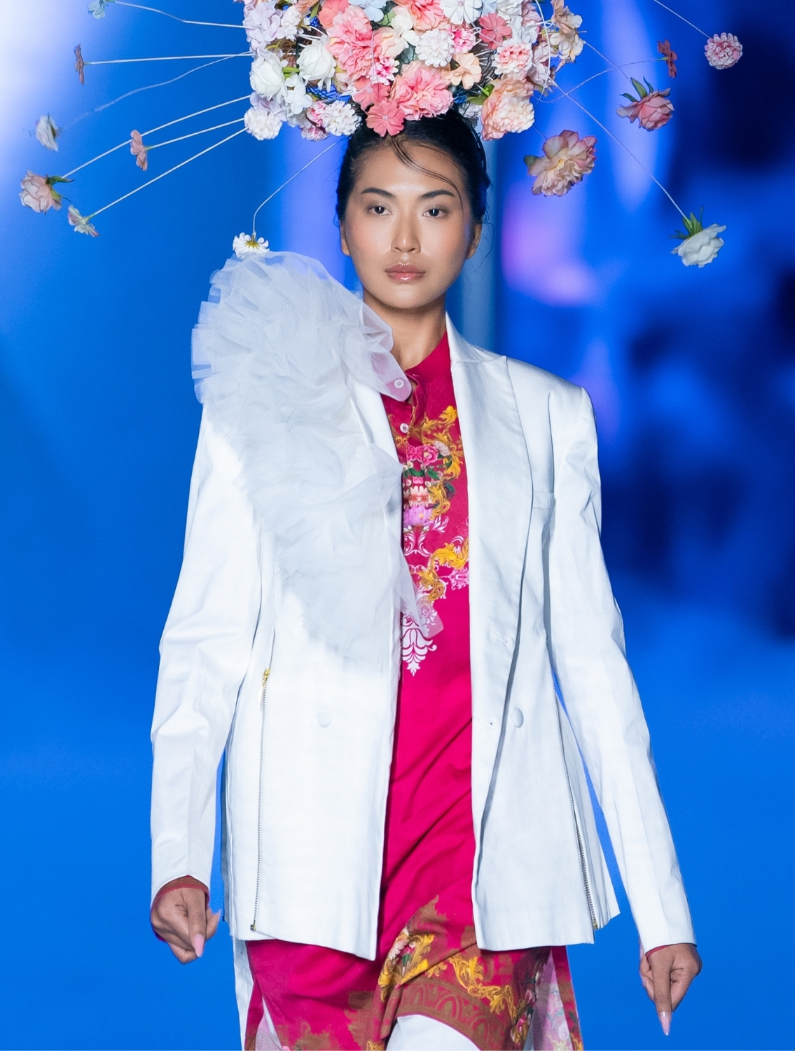 Julia White Ruffled Blazer with Zippers