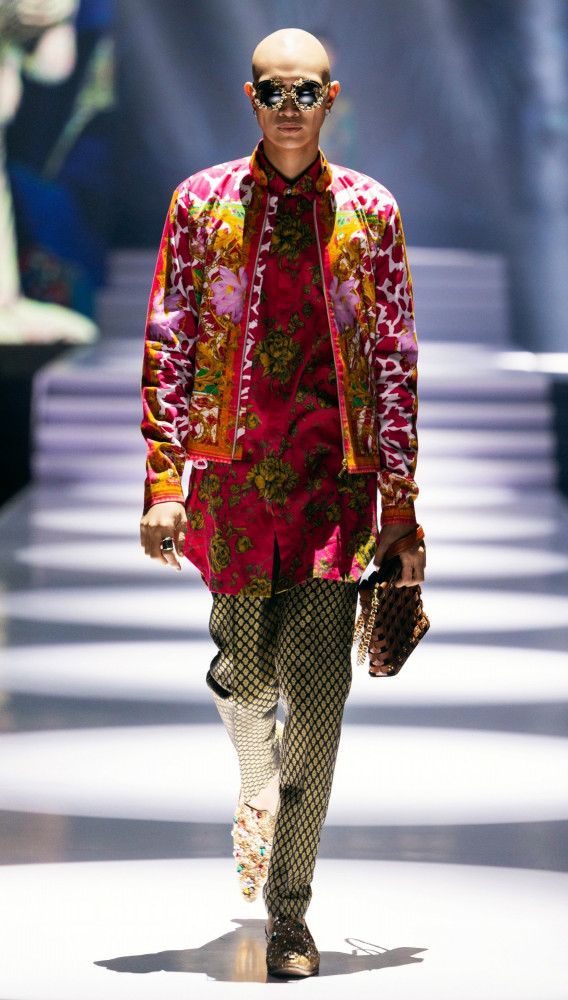 Image of Look 09 | 2025 Vietnam International Fashion Week