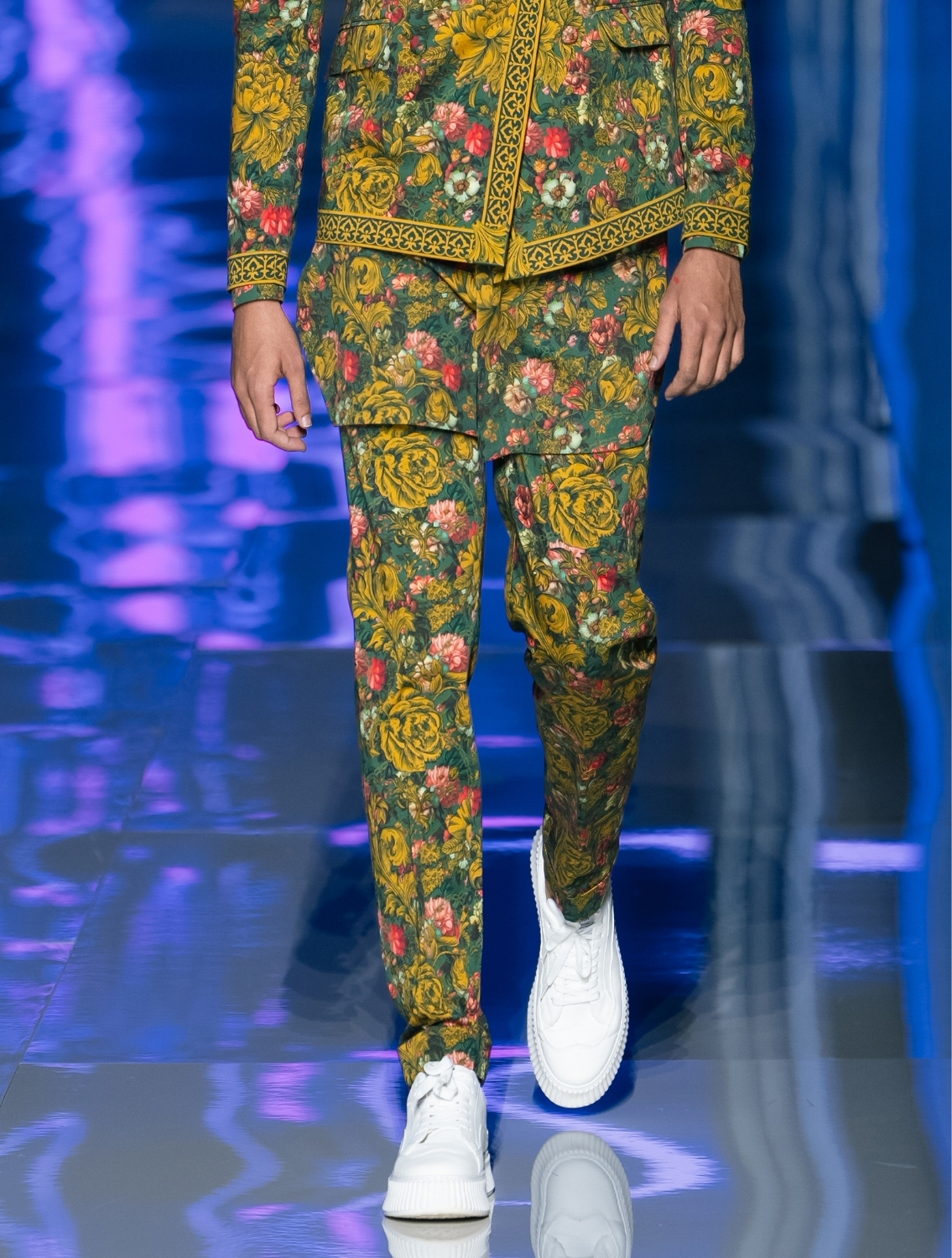 Sovereign Double Breasted Printed Suit