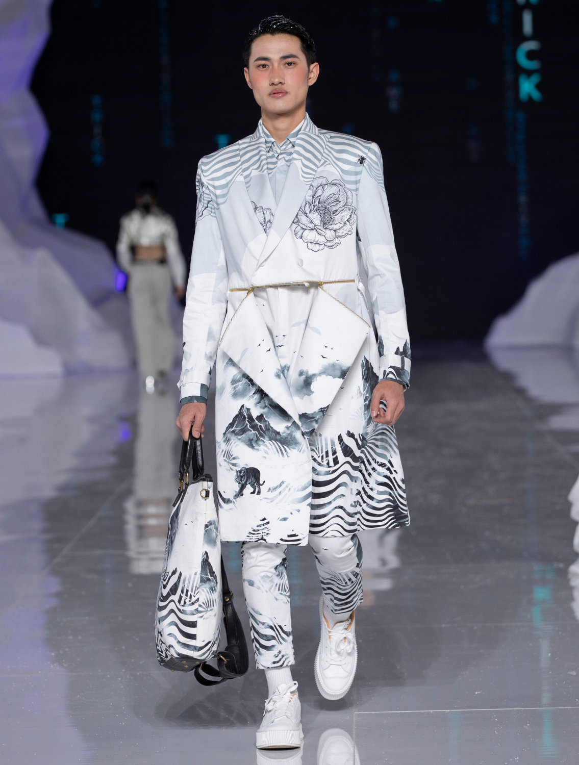 White HindKush Signature Trenchcoat Set