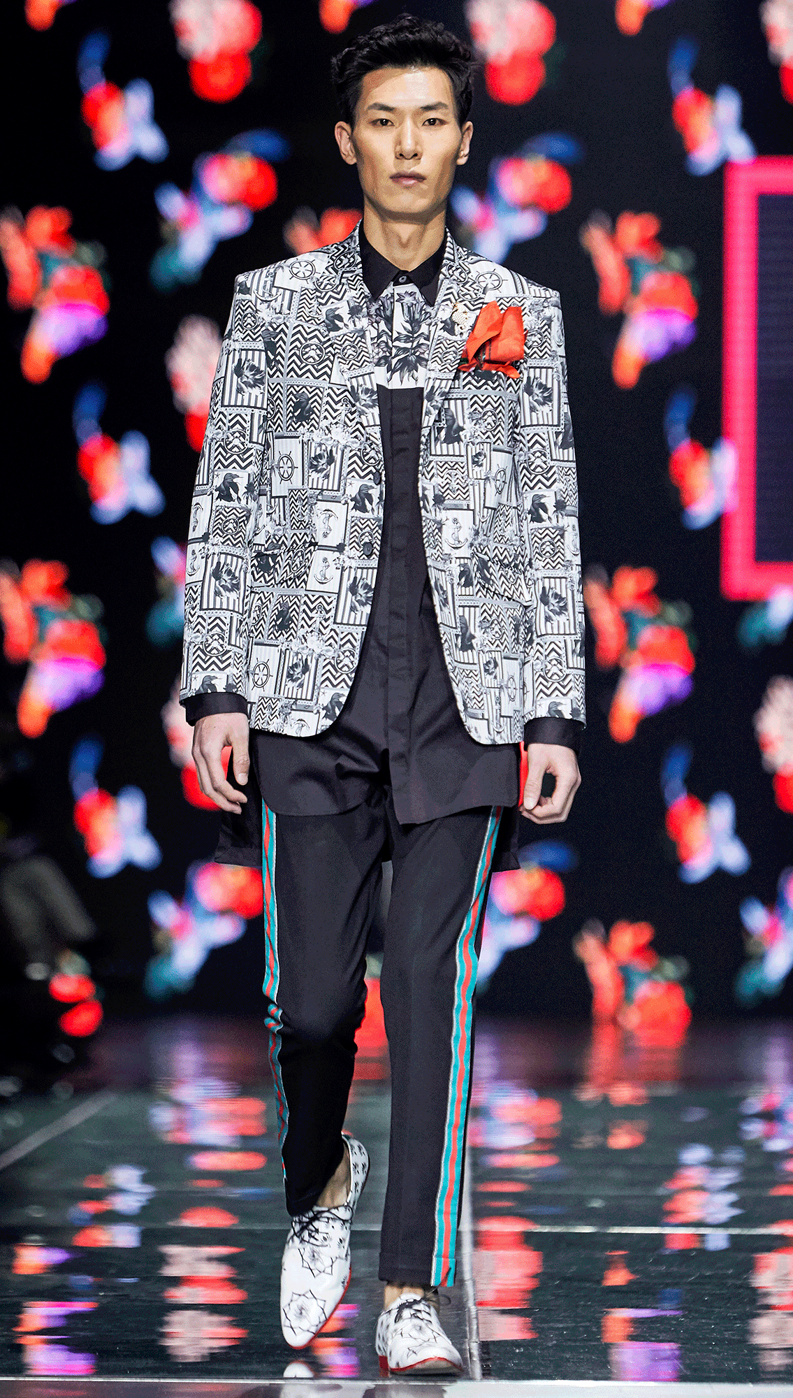 Reise black Bib Shirt Hawkins Blazer and Darth Side Striper Trousers