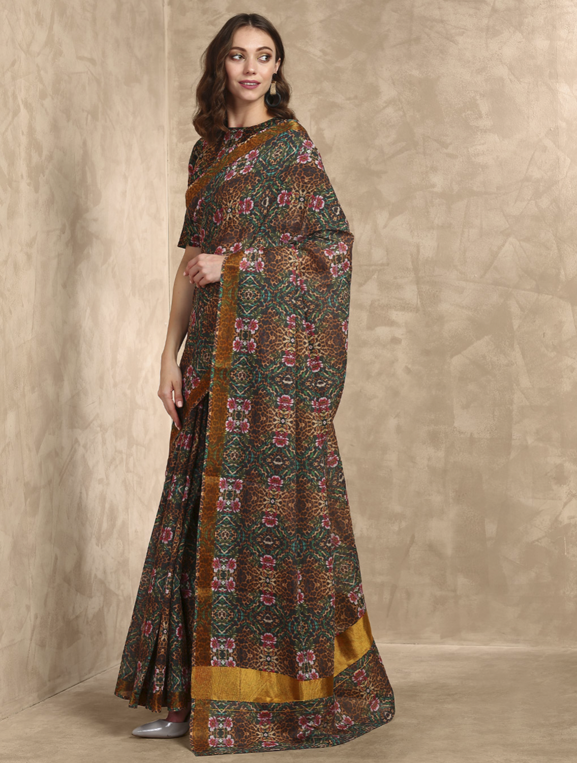 Goldie Leopard Printed Saree Side