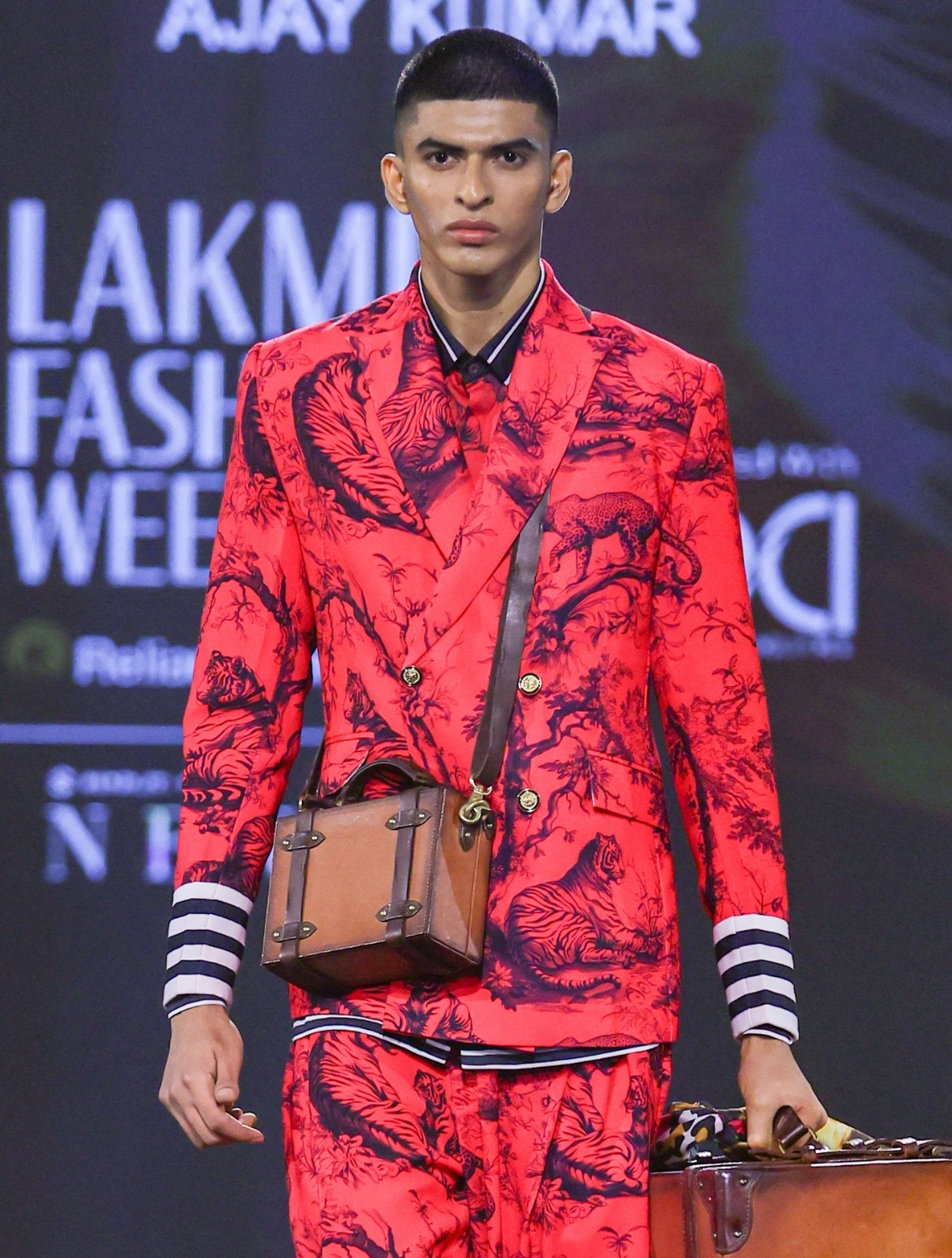 Avion Delft Style Printed Shirt