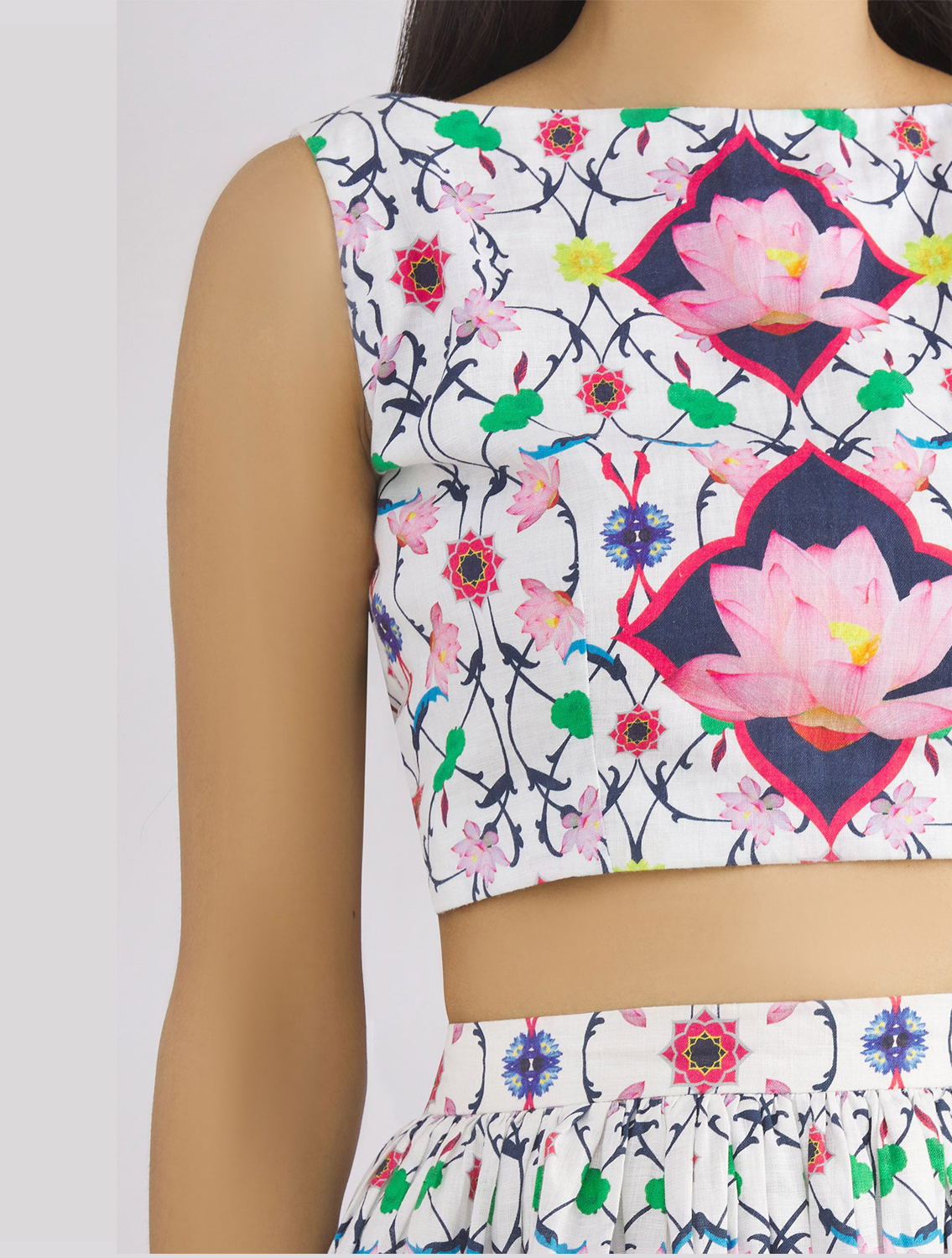 Nikasha Komol Linen Blouse