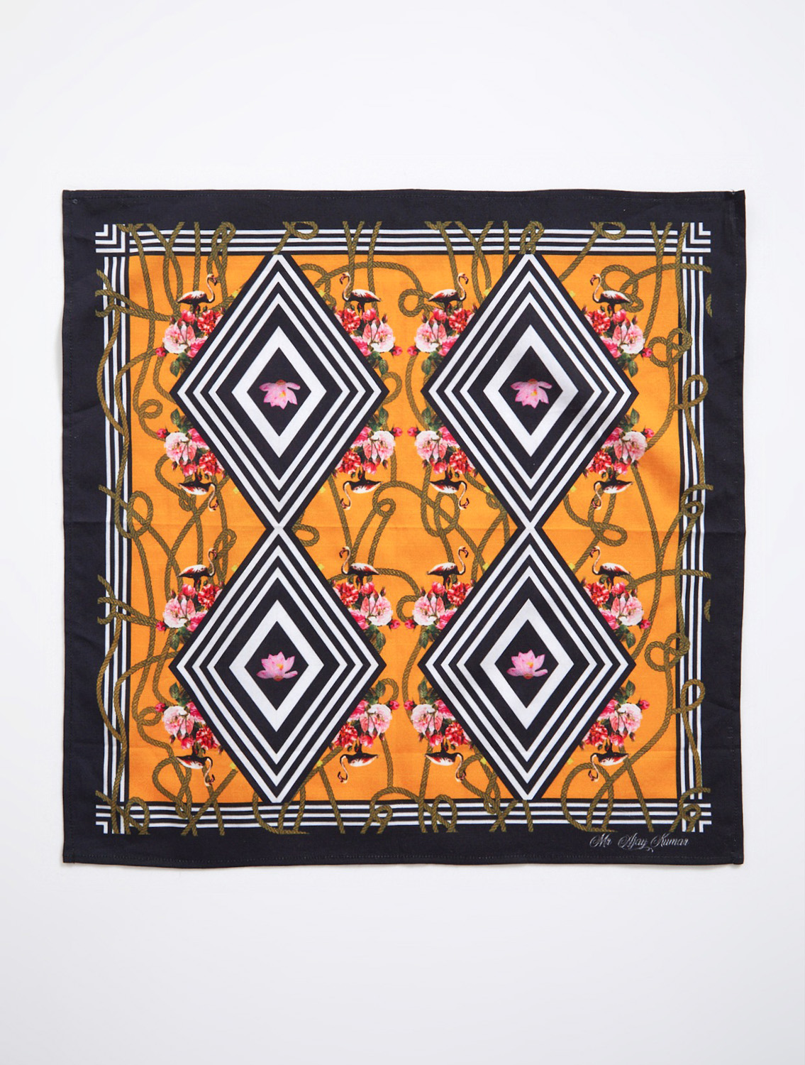 Yellow Diamond Pocketsquare