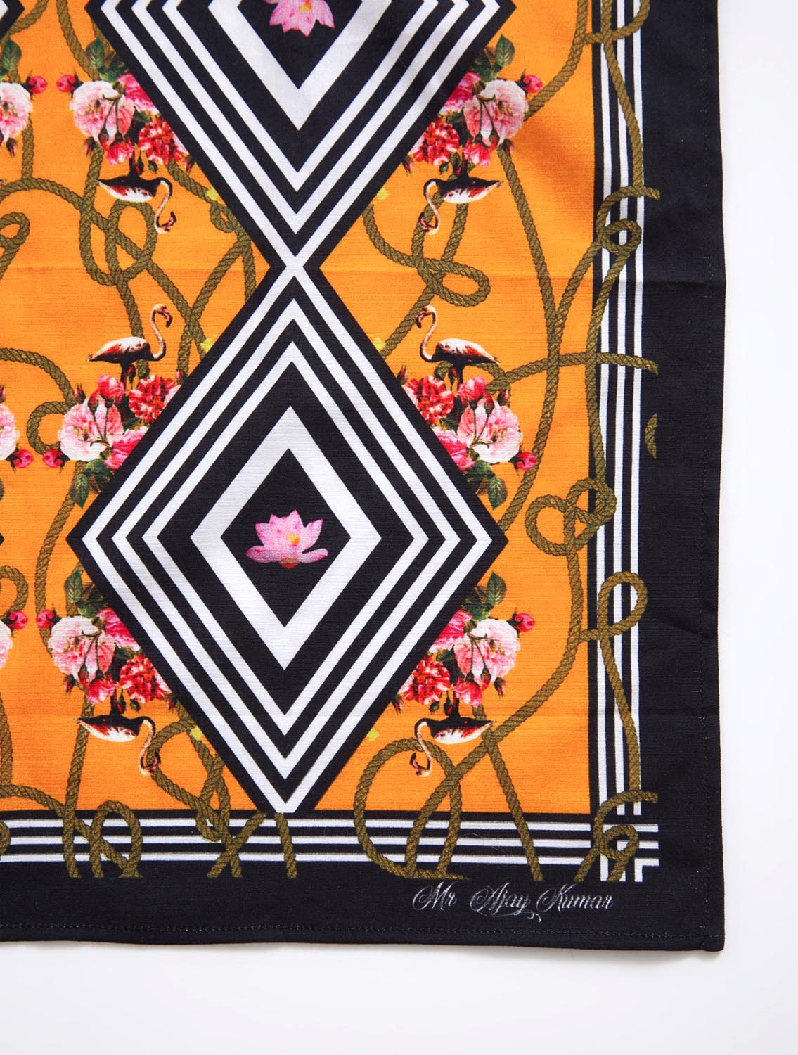 Yellow Diamond Pocketsquare