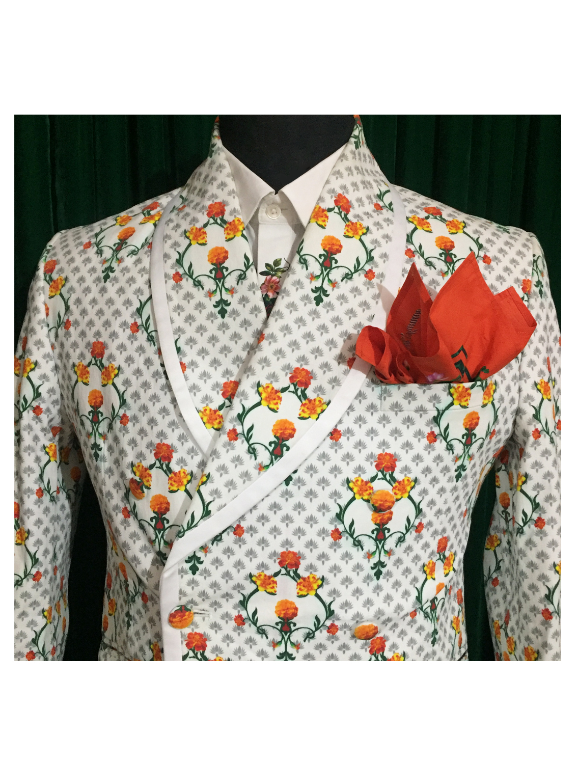 Bhuvam Pocketsquare 1