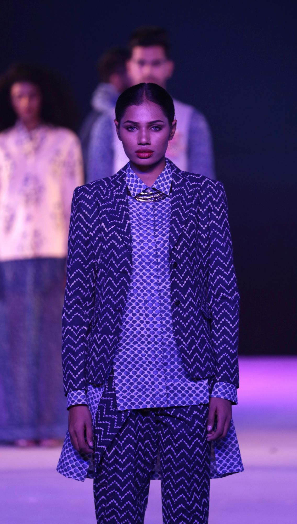 Jaisalmer Blazer Katputli Long short Hem Shirt Chang Pants