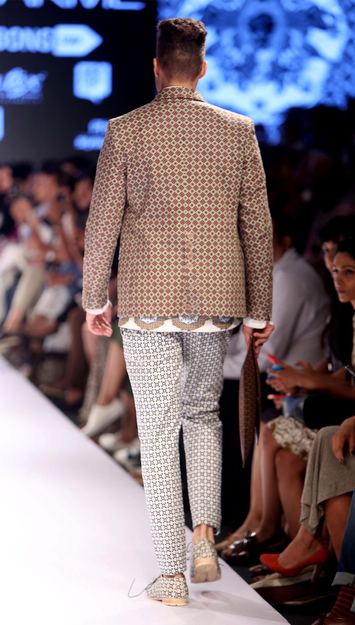 AW15 Consonance Dissonance Look 3