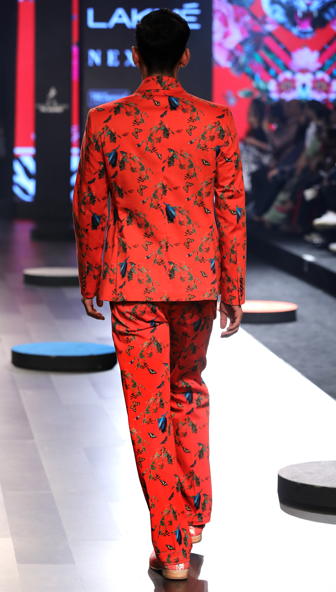 Hemis Printed Blazer and Pench All-over Printed Pants with Striper on Sides