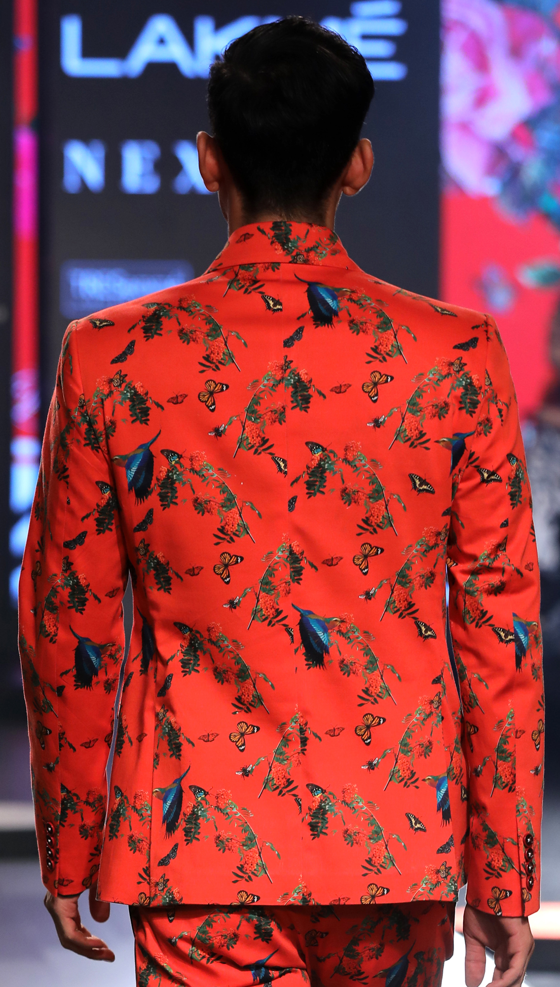 Hemis Printed Blazer and Pench All-over Printed Pants with Striper on Sides