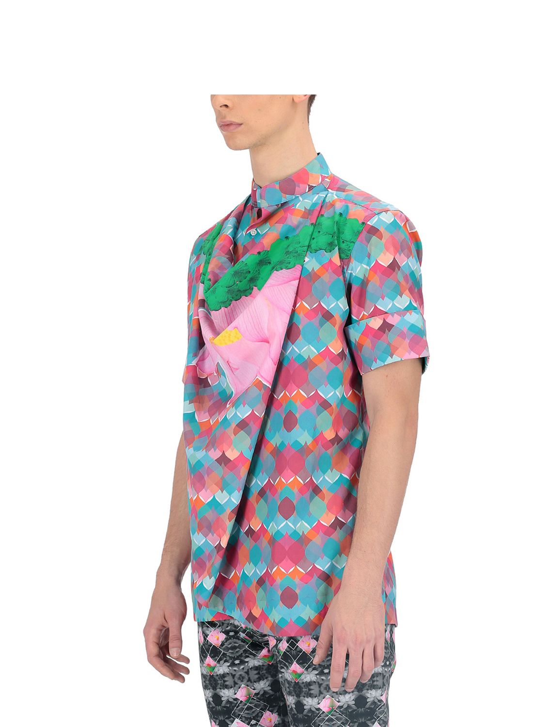 Rajoy Short Sleeved cowl Shirt in Praire Lotus Print