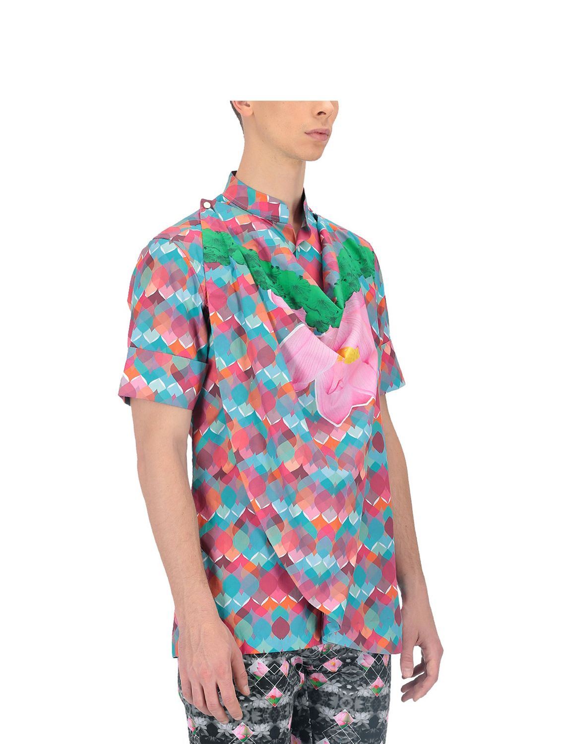 Rajoy Short Sleeved cowl Shirt in Praire Lotus Print