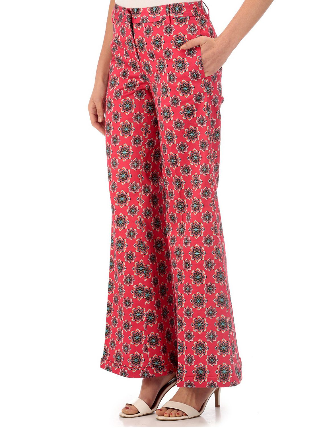 Trifolium Parallel Pants Side