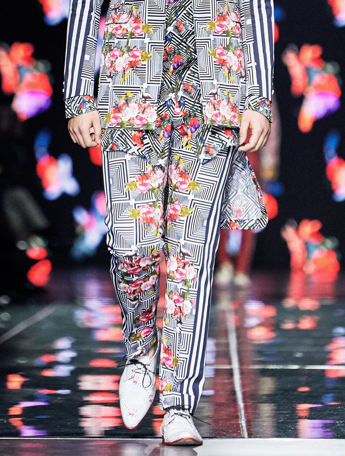 Scallion Florogeometric Printed Trousers