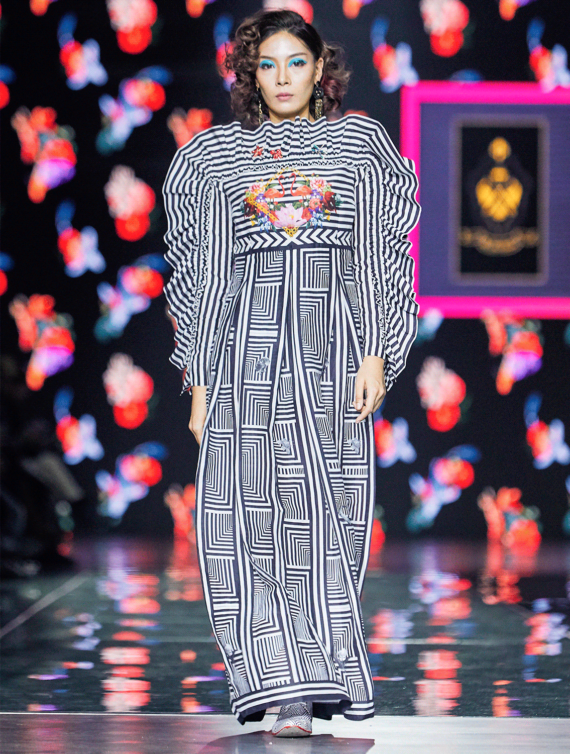 Catalina Signature Aquesthetic Ruffle Sleeved Long Dress Full