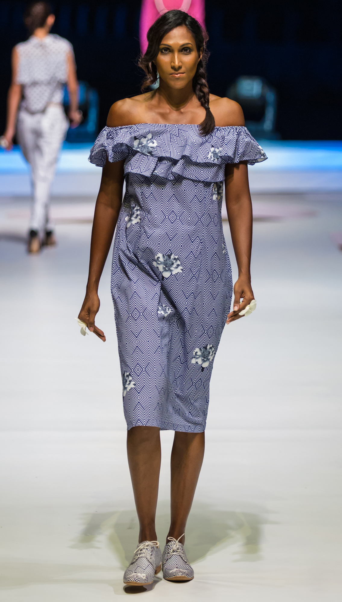 Rewar Geom Print Off-Shoulder Dress