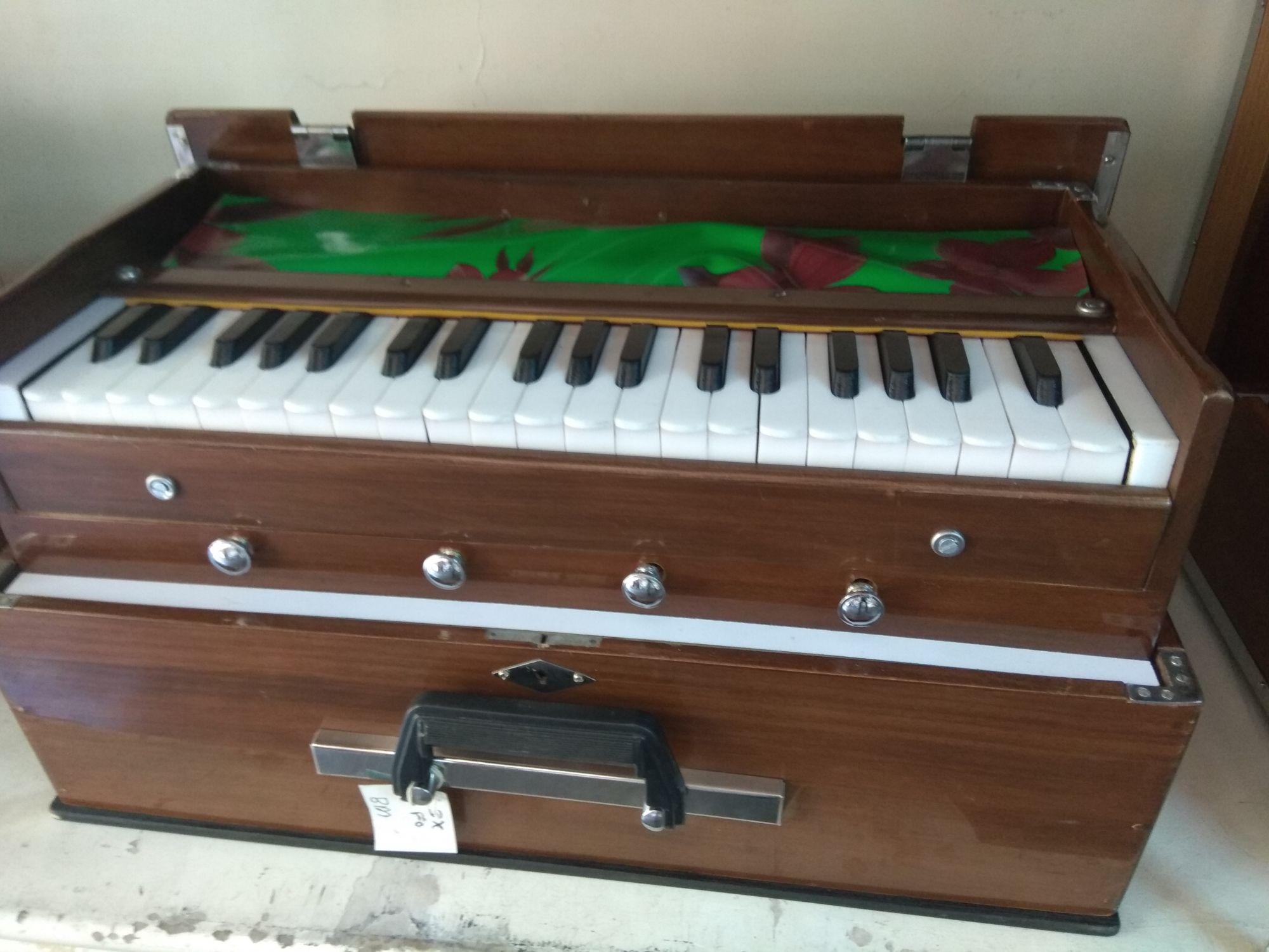 2 Reed Folding Harmonium 4 Stopper