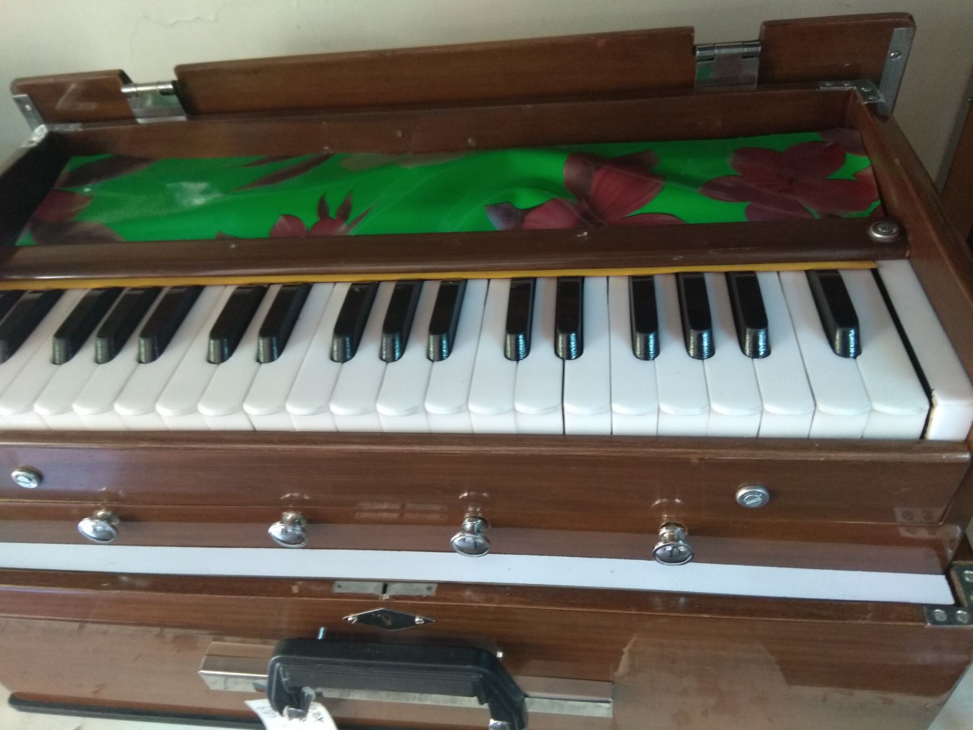 2 Reed Folding Harmonium 4 Stopper