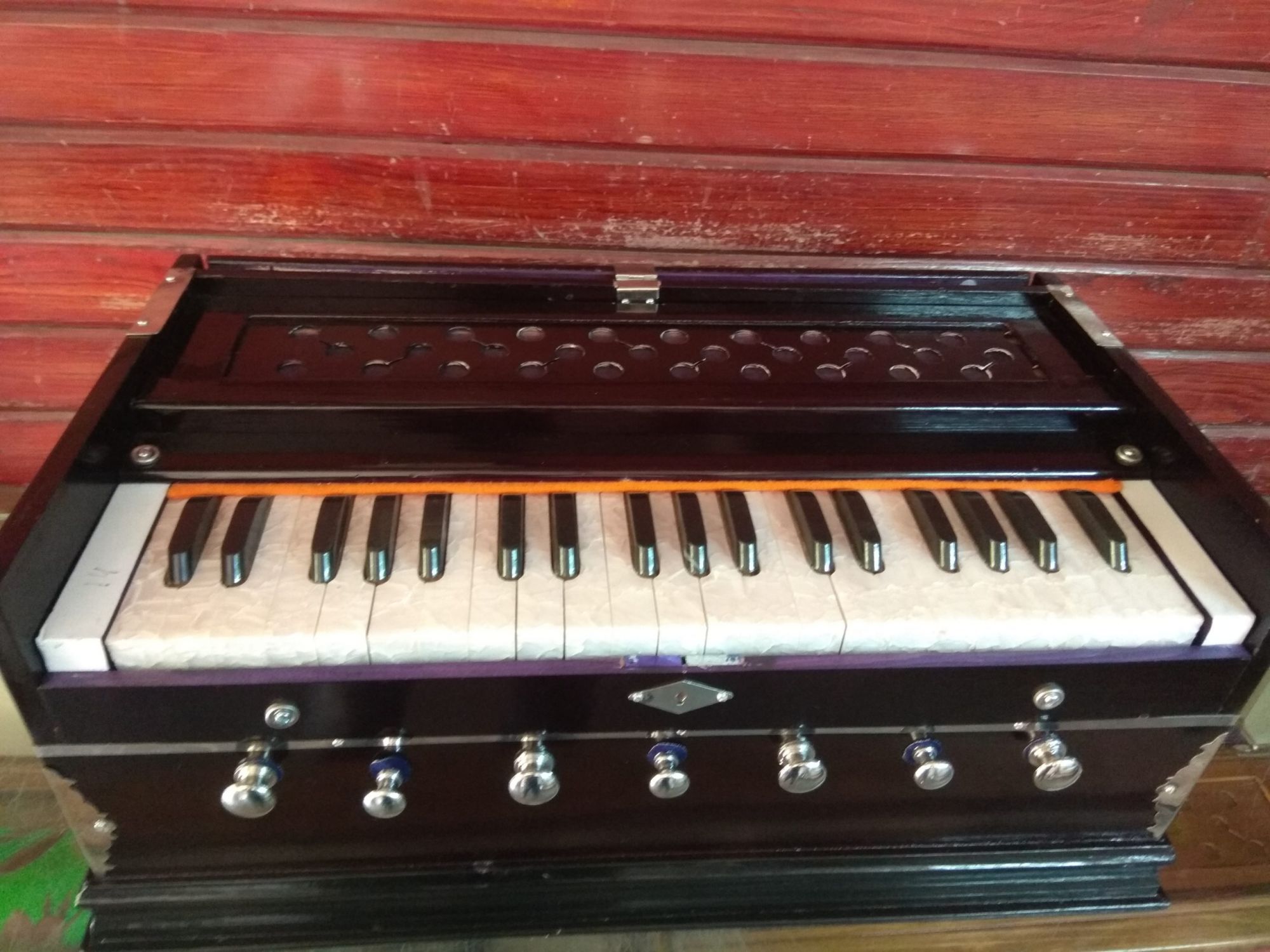 2 Reed Harmonium 7 Stopper