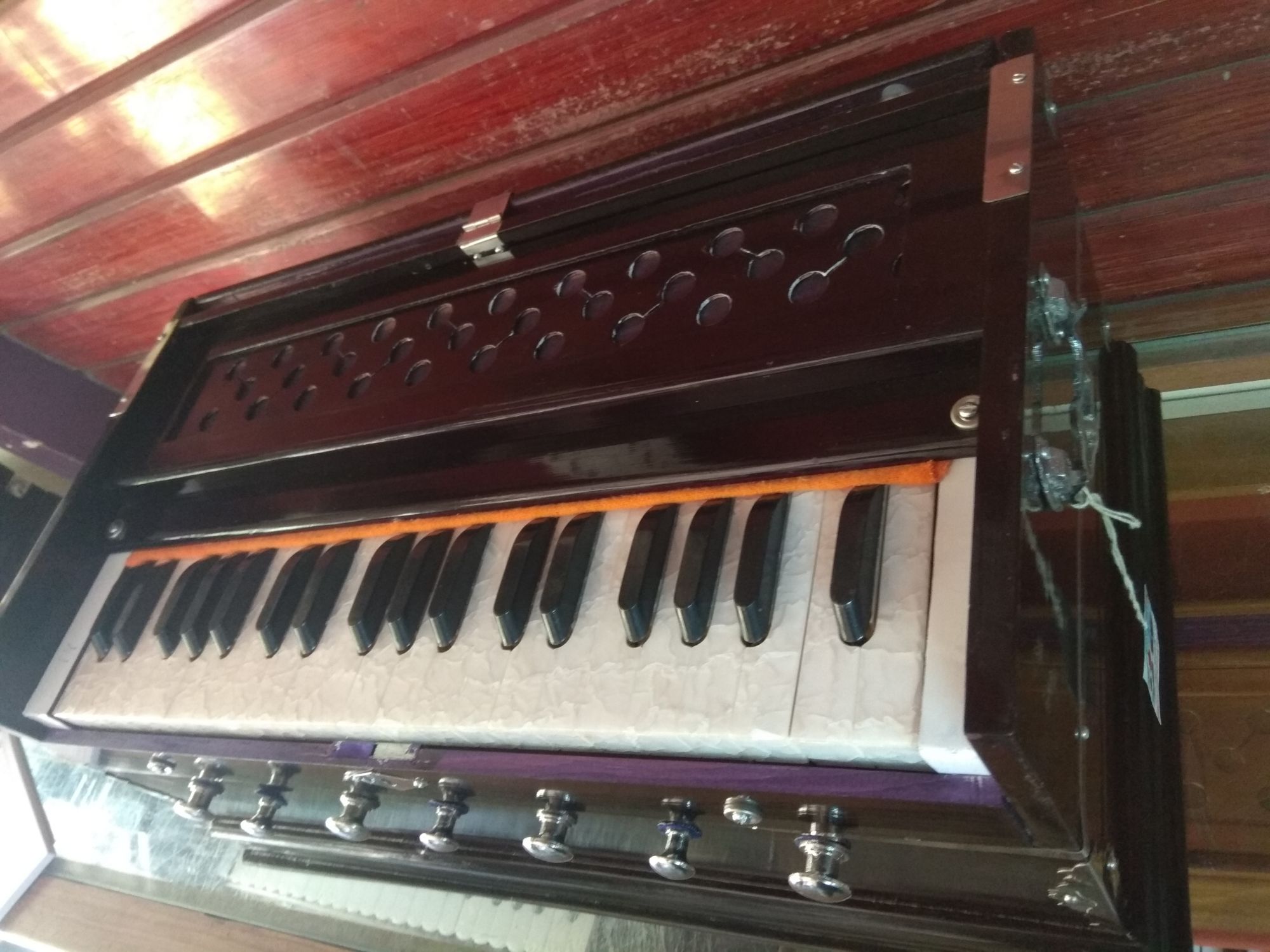 2 Reed Harmonium 7 Stopper