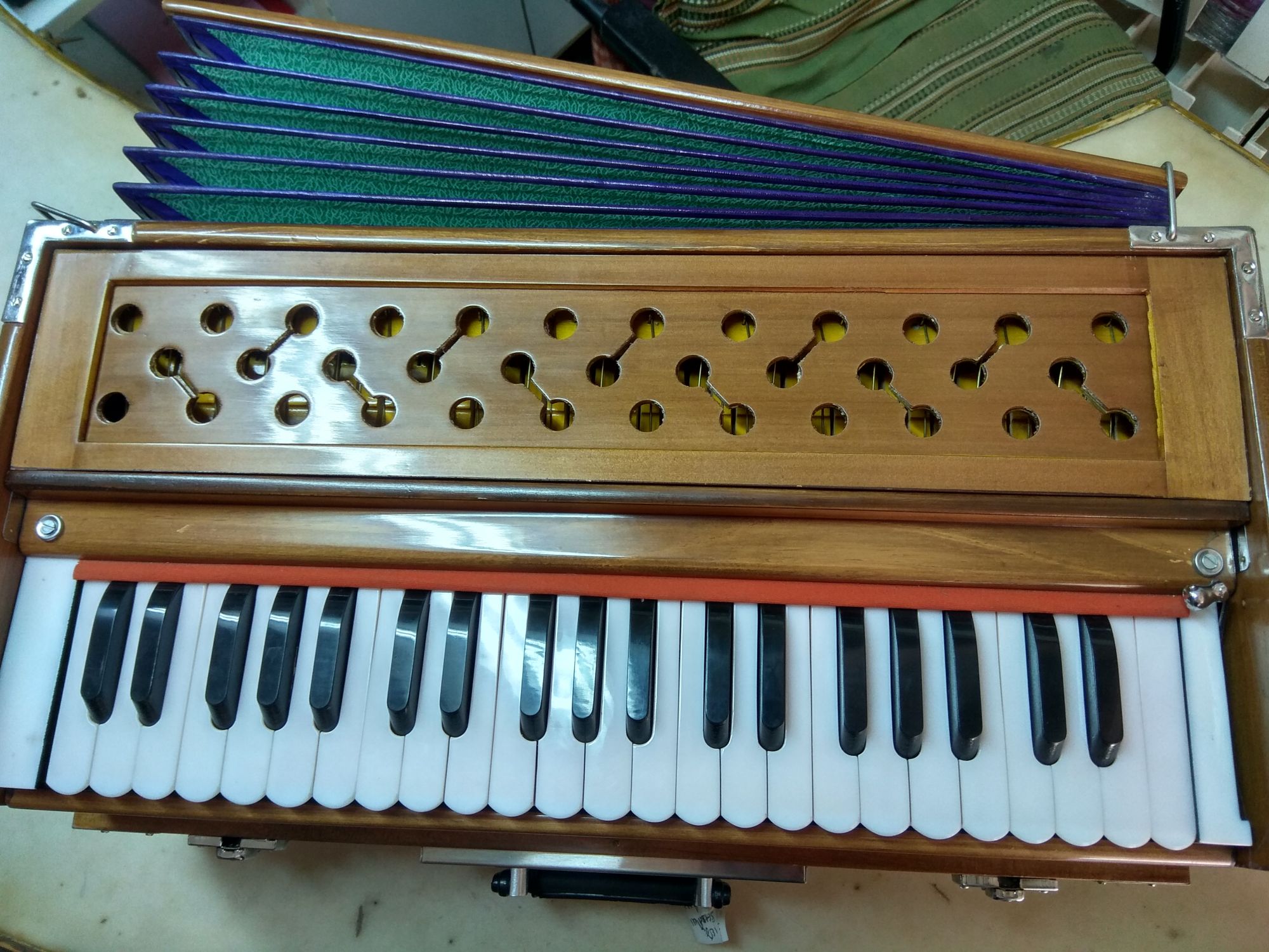 3 Reed Coupler Harmonium Folding