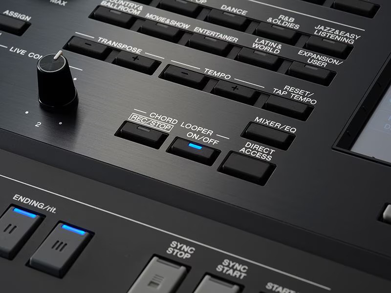 Yamaha PSR-SX720 Arranger workstation with 61 Keys