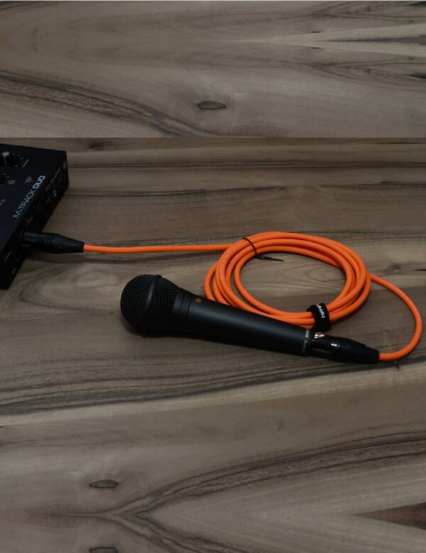 Hawk SXFG-010ORG Gold Series XLR Male to XLR Female With Cable Tie 3 Meter ORANGE