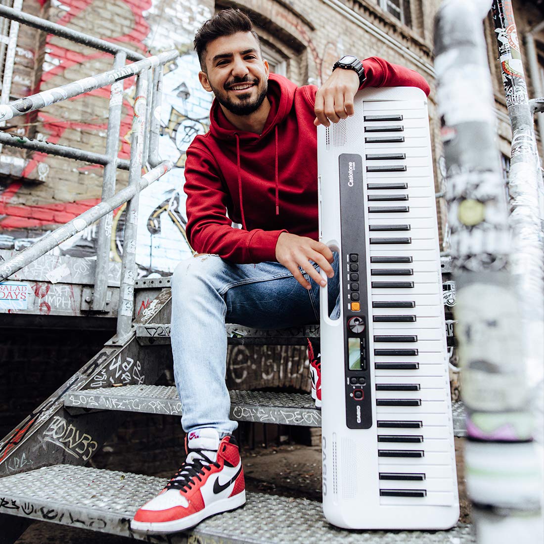 Casio CT-S200 Casiotone 61-Key Portable Keyboard White