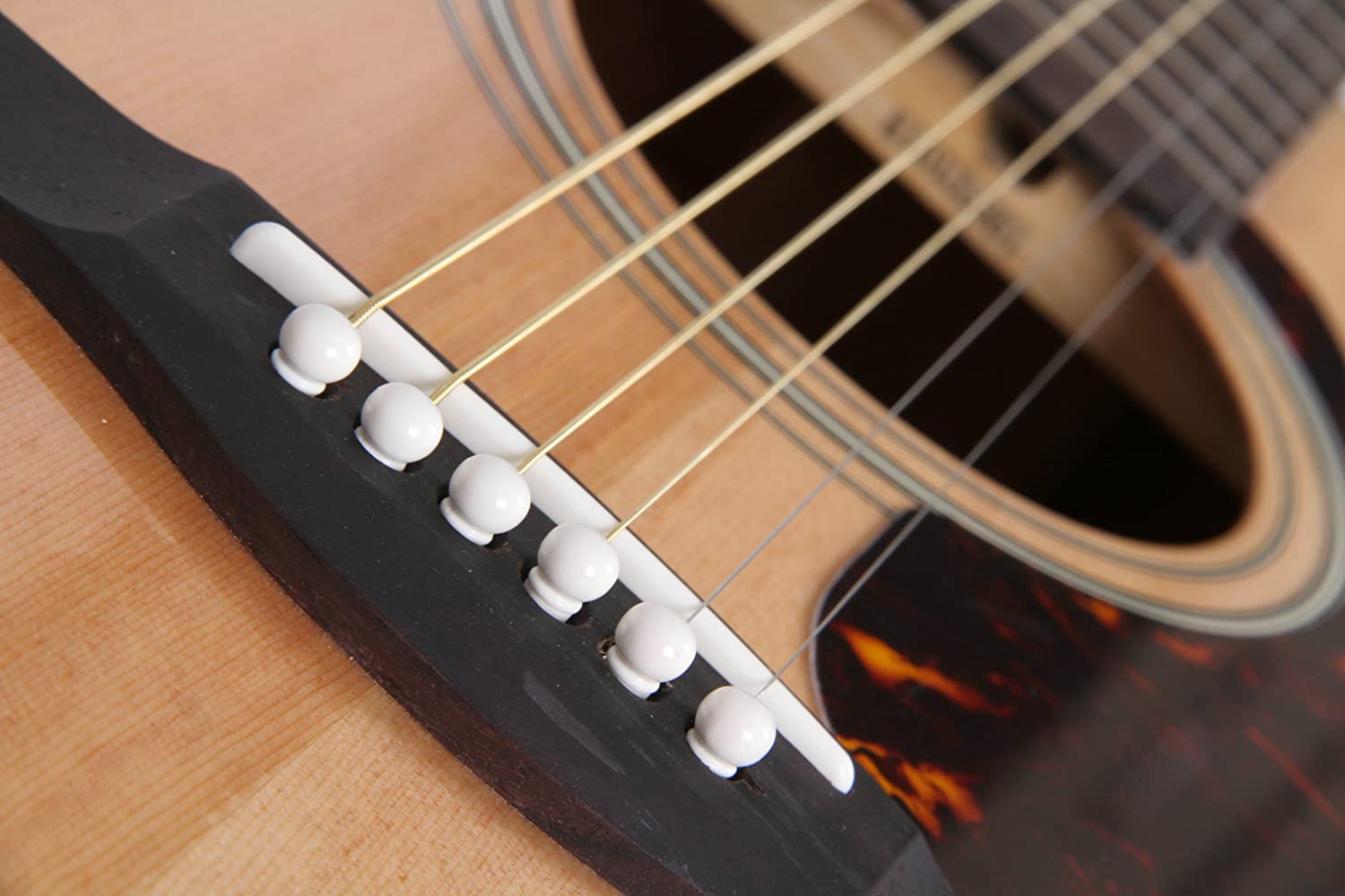 Yamaha F370 Acoustic Guitar Natural