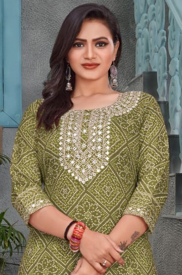 AC Womens Green Bandhani Kurti with Pant