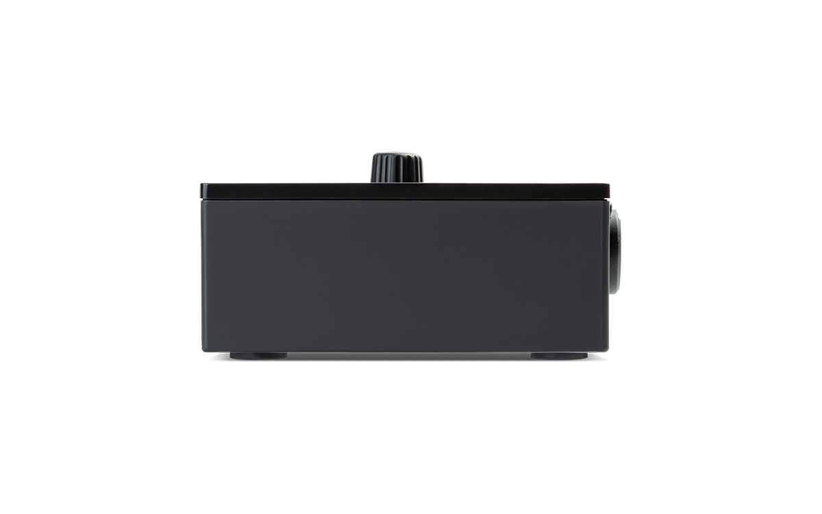 M-Audio M-Track Solo 48-KHz 2-channel USB Audio Interface with 1 Crystal Preamp Phantom Power and Instrument Input