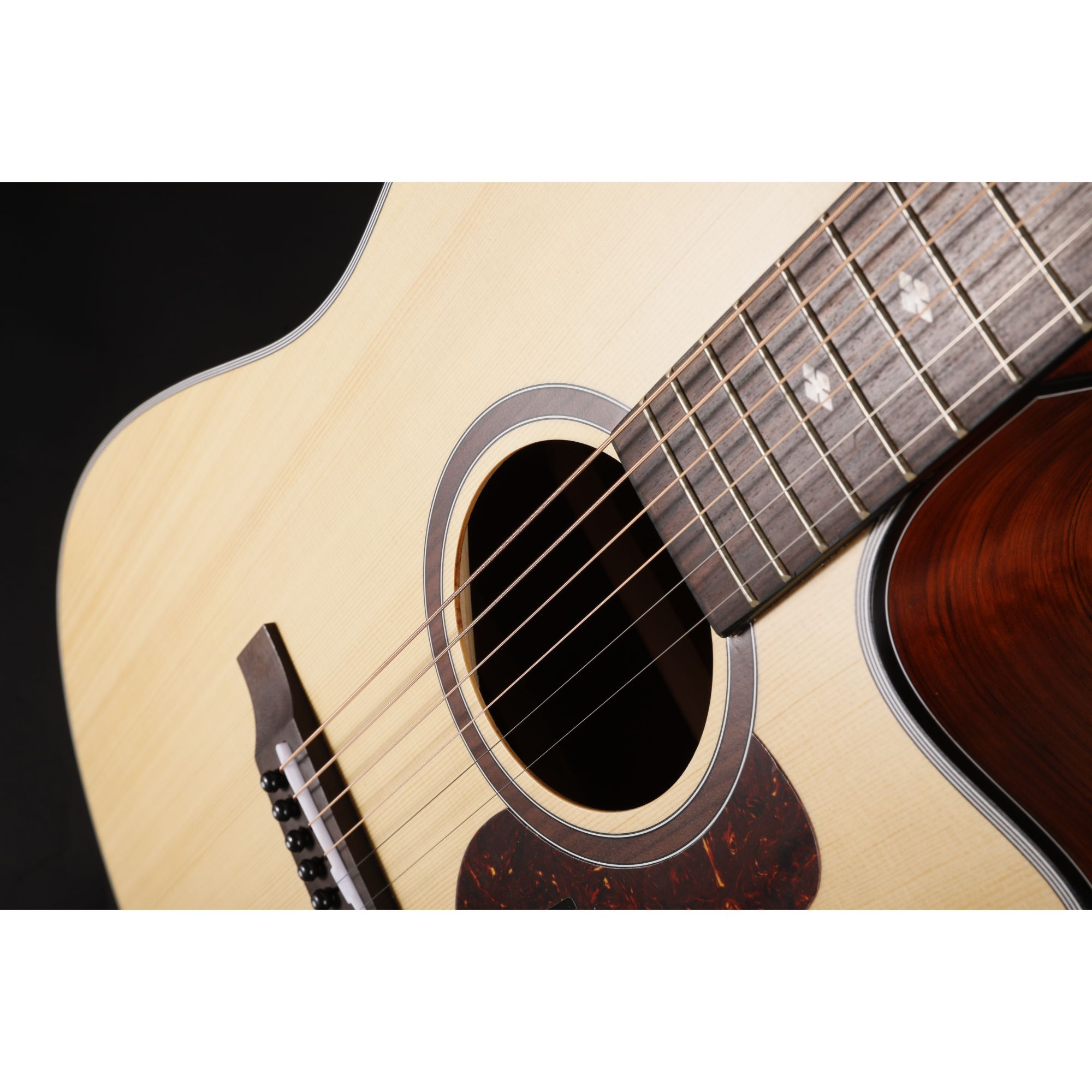 Mantic AG370C Acoustic Guitar Combo Pack