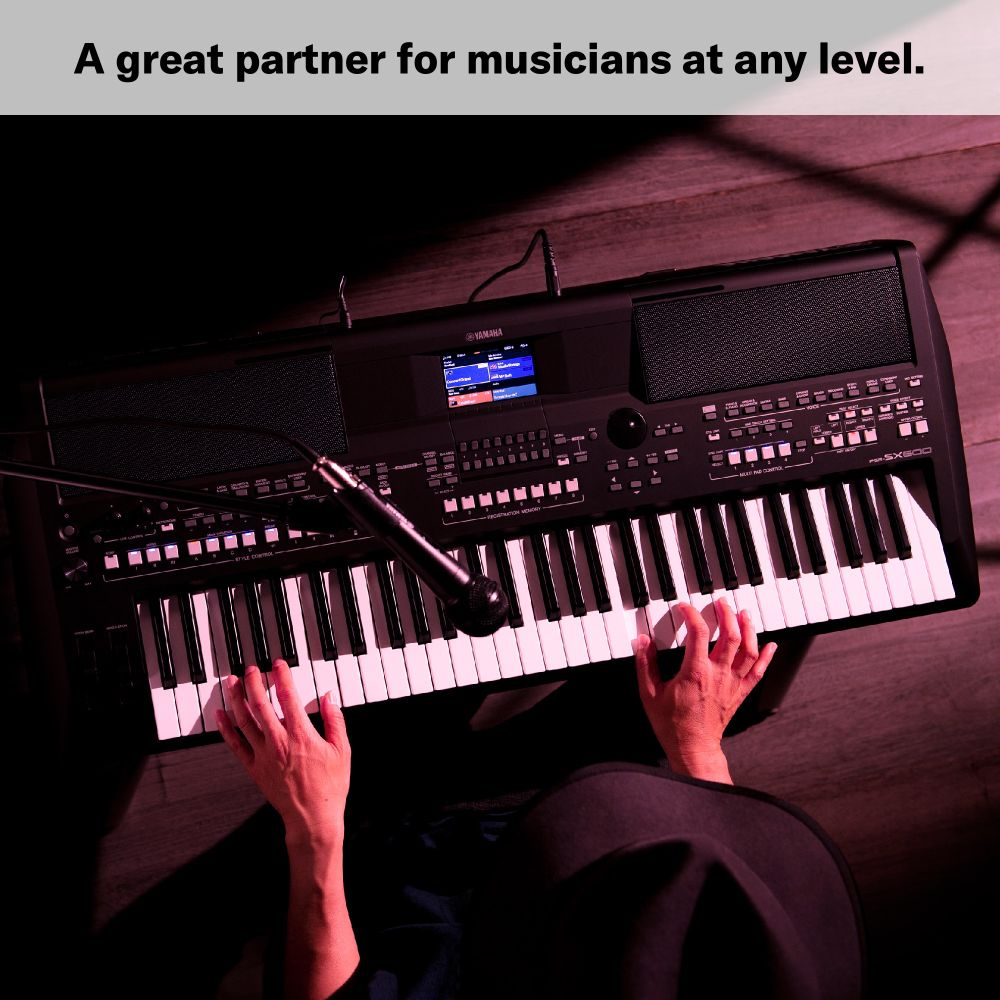 Yamaha PSR-SX600 Digital Workstation With 61 Keys