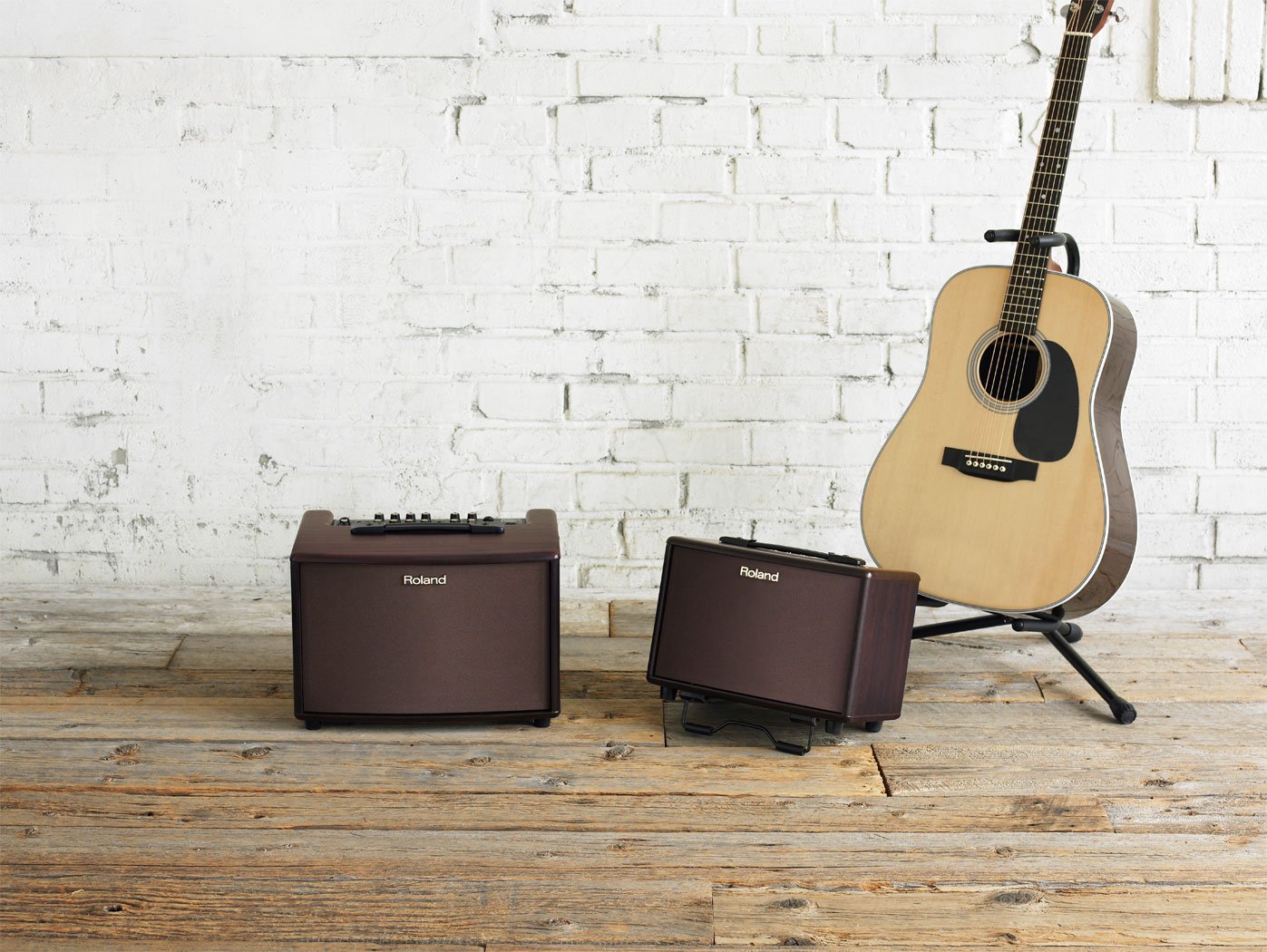 Roland AC-90 90-Watt 2x8-Inch Acoustic Chorus Guitar Amp