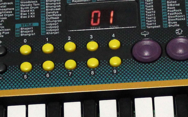 Rockstar RS41X IN 32 Keys Mini Keyboard with Indian Voice Style Songs