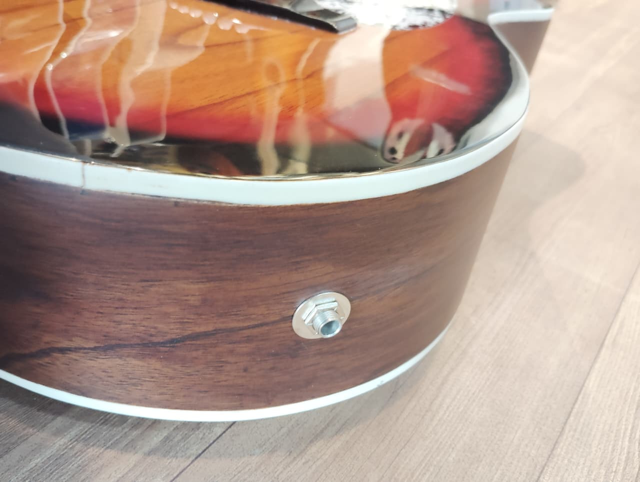 Hobmer 250 Semi acoustic Guitar 40  Sunbrust and Black  With Case