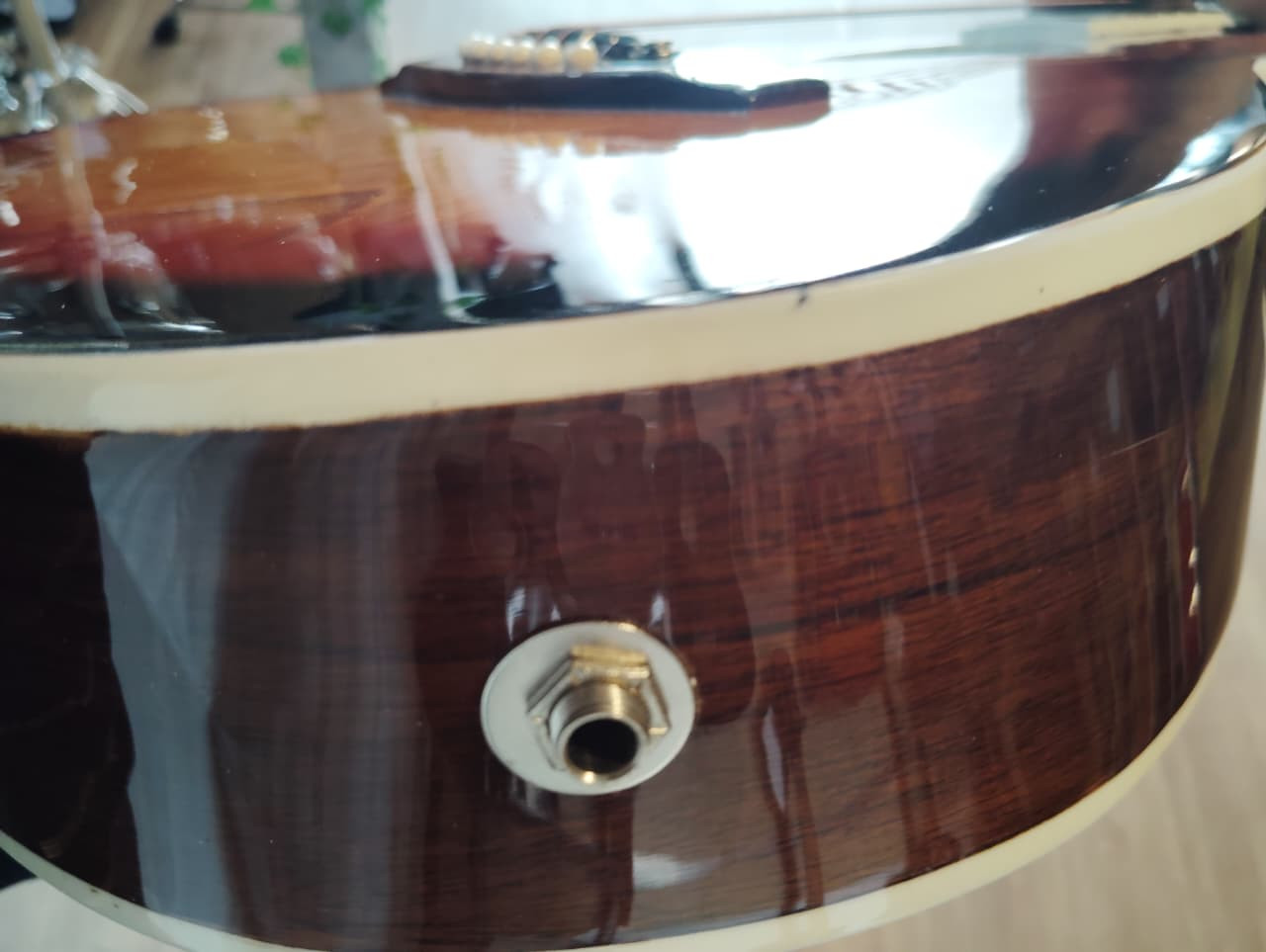 Hobmer 185 Export Semi acoustic Guitar 40 Sunbrust and Black With Case