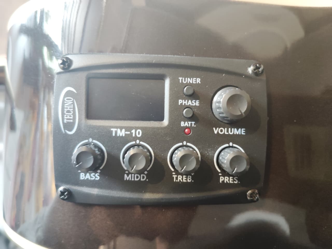 Techno Guitar TM-40CEG TBK with Padded Bag Black