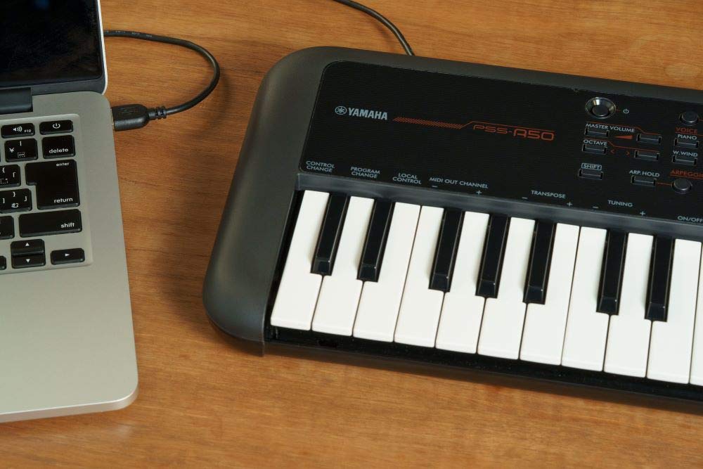 Yamaha PSS-A50 Touch Sensitive keyboard Battery and USB bus powered With Carry Bag