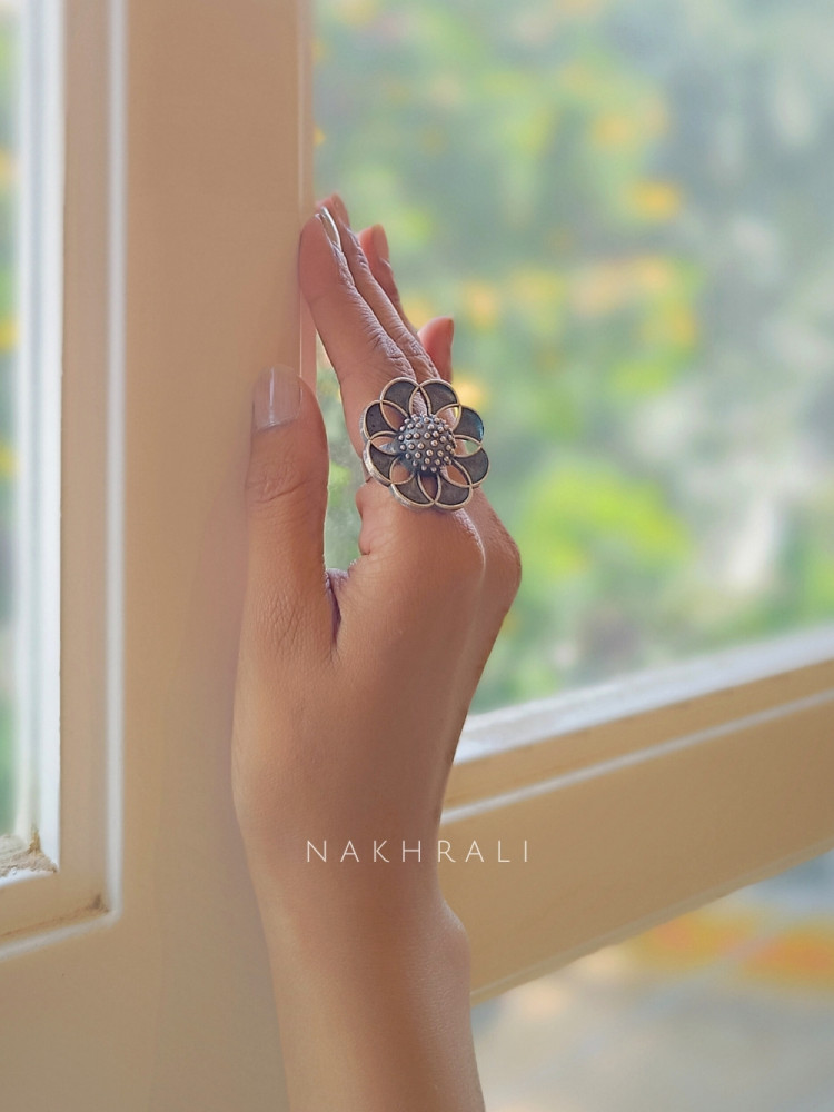 Nyra Petal Oxidised Ring