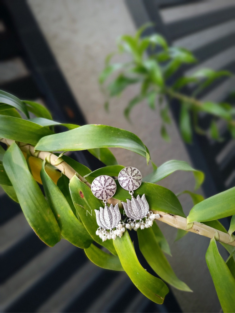 Shivali Earring