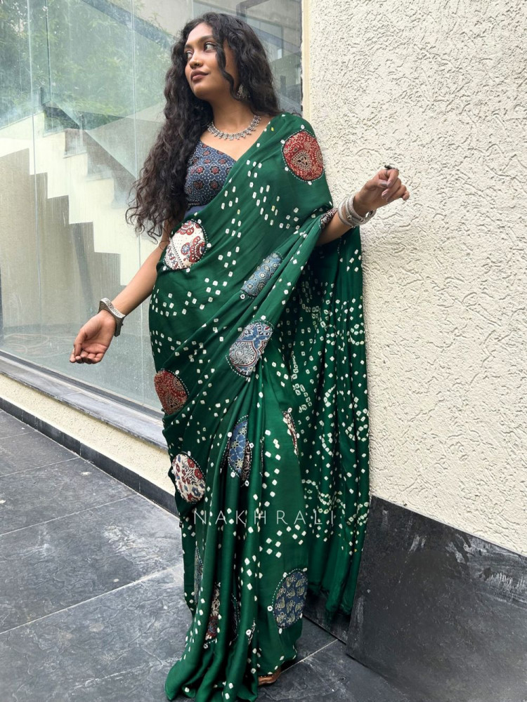 Image of Manjari Green Bandhej Saree with Running Blouse Piece