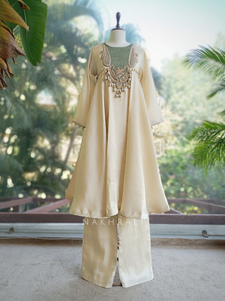 Shahi Noor Green Suit Set with Zari and Bead Work