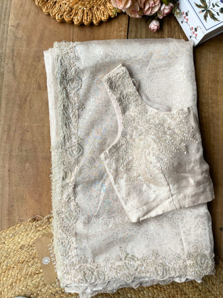 Silverleaf Veil Off White Saree with Readymade Blouse