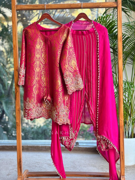 Rangsaaz Magenta Heritage Suit Set