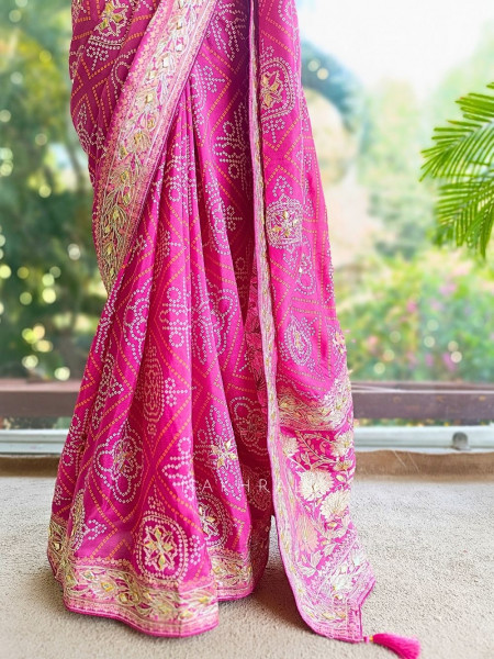 Rivaya Magenta Bandhej Saree With Runing Blouse