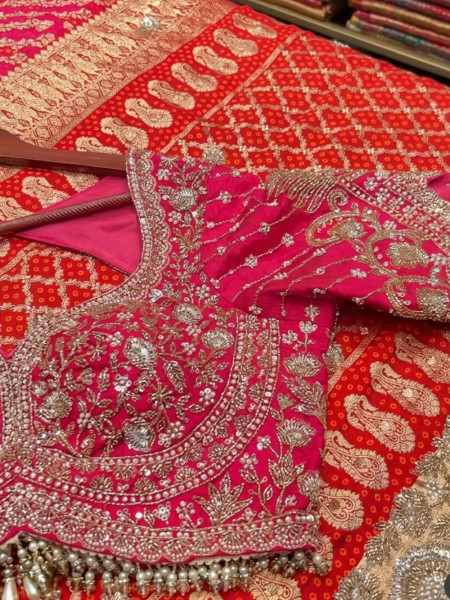 Kritisha Magenta Saree with Readymade Blouse