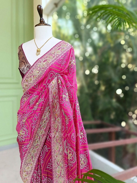 Rivaya Magenta Bandhej Saree With Runing Blouse